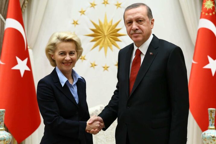 Layen Ərdoğana zəng etdi: Avropa sizinlədir