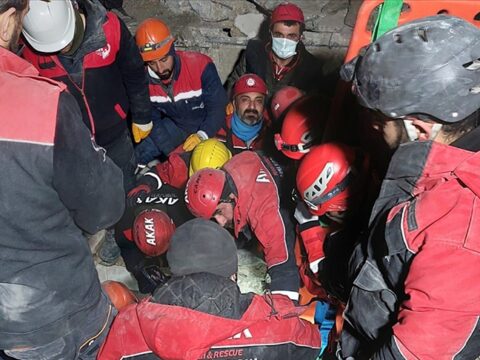 Xilasedicinin bu görüntüsü gündəm oldu – VİDEO