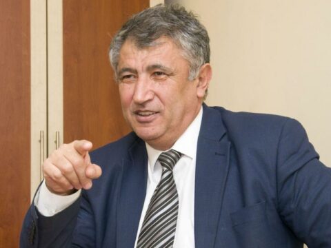 Mehriban Əliyeva Qəşəm Nəcəfzadəyə ev bağışladı