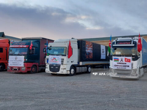 Gəncədən Türkiyəyə növbəti yardım karvanı yola salınıb – FOTO
