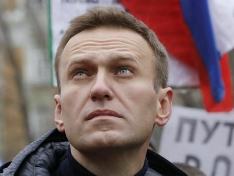 “AP Navalnı və Rusiyada həbs edilən siyasi məhbusları azad etməyə çağırış edir…”