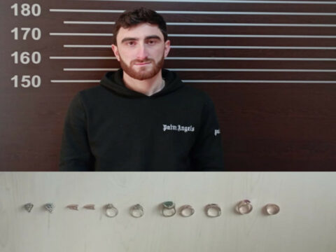 Qonşusunun evindən qızıl oğurlayan Yardımlı sakini saxlanılıb