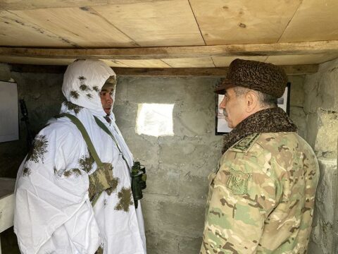 Zakir Həsənov hərbçilərin döyüş fəaliyyətini yoxladı