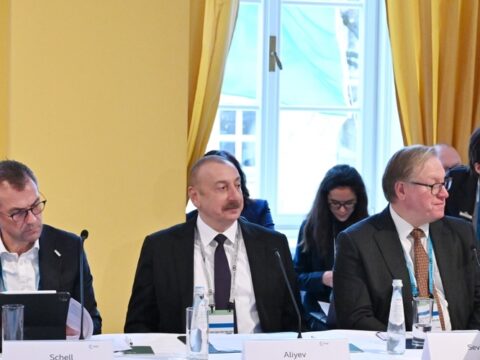 İlham Əliyev Münhendə dəyirmi masada iştirak edir