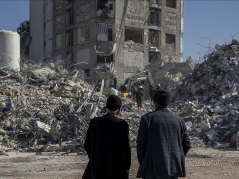 Zəlzələ sığortaçılara 2,4 milyard dollara başa gələ bilər