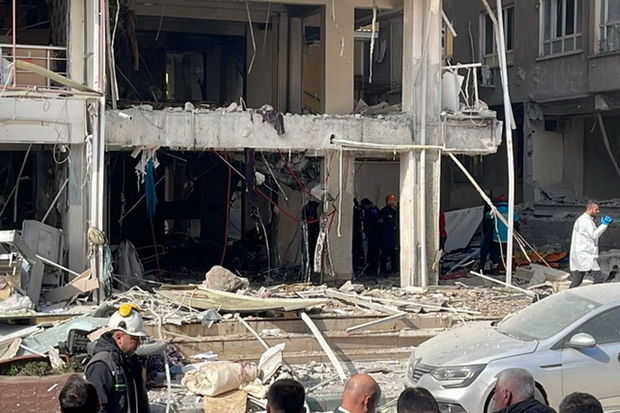 Şanlıurfada binada dəhşətli partlayış: Ölənlər və yaralananlar var