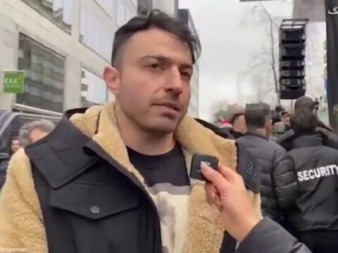 Tanınmış iranlı reper: “SEPAH-ın terror qruplaşması elan edilməsini istəyirik”