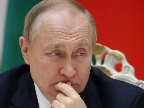 Putin çıxılmaz vəziyyətdən çıxa biləcək?