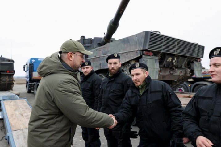 Ukraynaya verilən “Leopard” tanklarının FOTOLARI Ukraynaya verilən “Leopard” tanklarının FOTOLARI