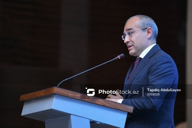 Mikayıl Cabbarov: “Şokolad istehsalı layihəsinə 300 min manat güzəştli kredit ayrılıb” – FOTO Mikayıl Cabbarov: “Şokolad istehsalı layihəsinə 300 min manat güzəştli kredit ayrılıb” – FOTO