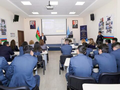 Gömrük Akademiyasında APFM tərəfindən məlumat sessiyası keçirilib