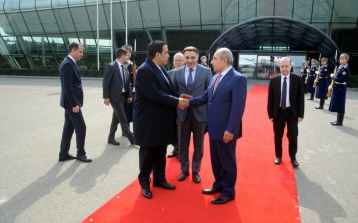 Liviya liderinin Azərbaycana səfəri başa çatdı Liviya liderinin Azərbaycana səfəri başa çatdı
