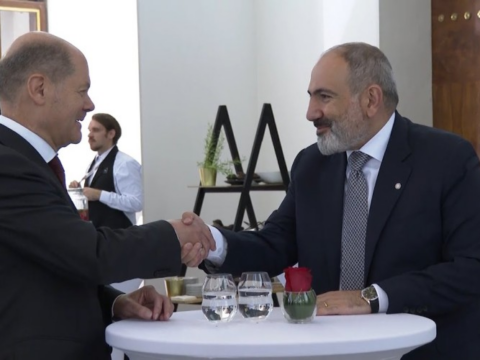 Rəsmi Bakı Almaniya kanslerinin ermənipərəst açıqlamasına reaksiya verməlidirmi?