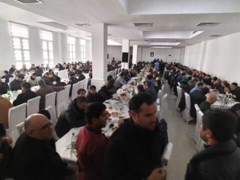 Heydər məscidində Hacı Şahin Həsənlinin hüzr mərasimi keçirilir