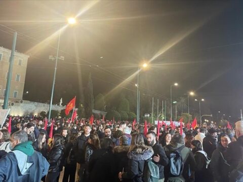 Yunanıstanda etirazlar baş qaldırdı