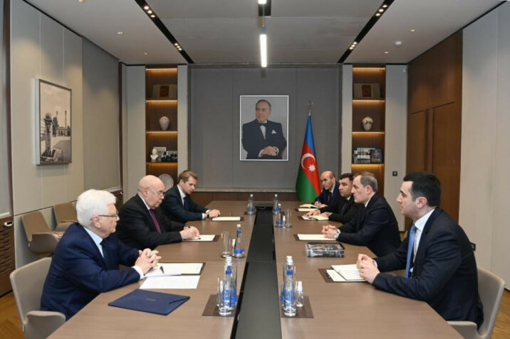 Nazir Putinin nümayəndəsi ilə erməni təxribatından DANIŞDI Nazir Putinin nümayəndəsi ilə erməni təxribatından DANIŞDI