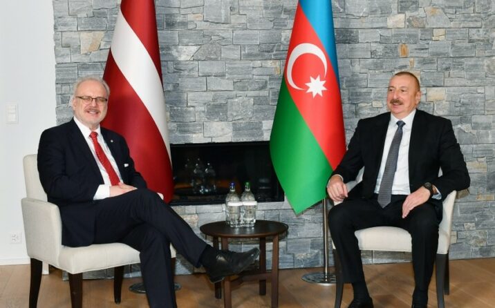 Azərbaycan və Latviya prezidentləri mətbuata bəyanatlarla çıxış ediblər