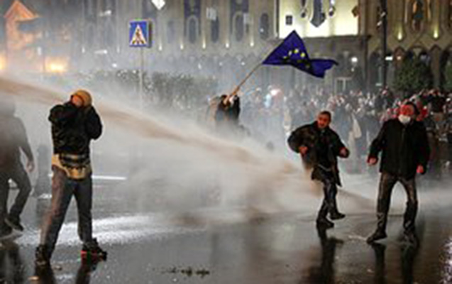 Tbilisidəki etirazlarda saxlanılanların sayı ARTIB Tbilisidəki etirazlarda saxlanılanların sayı ARTIB