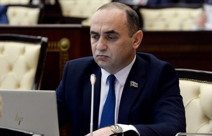 “Hacı Şahinlə bağlı bu fikirlər qəsdən dövriyyəyə buraxılır” “Hacı Şahinlə bağlı bu fikirlər qəsdən dövriyyəyə buraxılır”