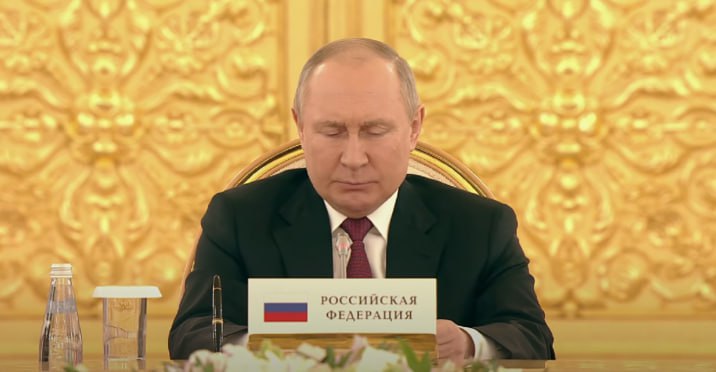Putin təbliğat maşınına nəzarəti itirib Putin təbliğat maşınına nəzarəti itirib