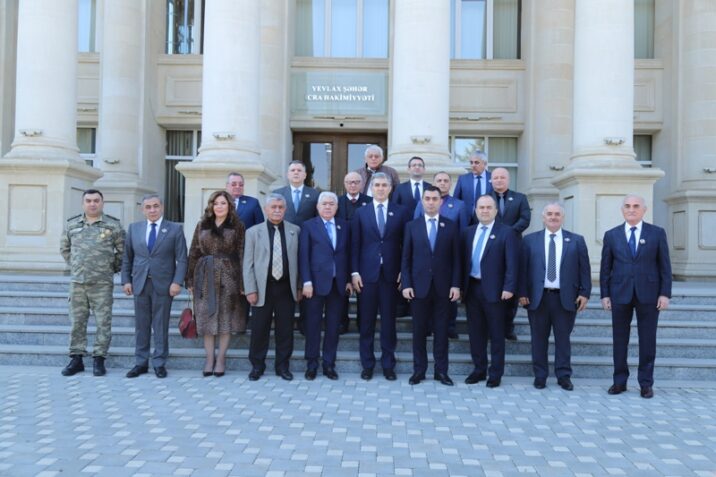 Yevlaxda Heydər Əliyevlə bağlı tədbir keçirildi Yevlaxda Heydər Əliyevlə bağlı tədbir keçirildi