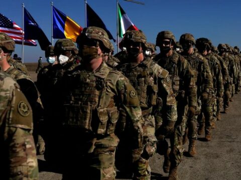 Polşada 11 minə yaxın NATO əsgəri xidmət edir