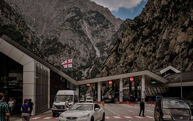 Rusiya və Ermənistanı birləşdirən yeganə yol BAĞLANDI Rusiya və Ermənistanı birləşdirən yeganə yol BAĞLANDI