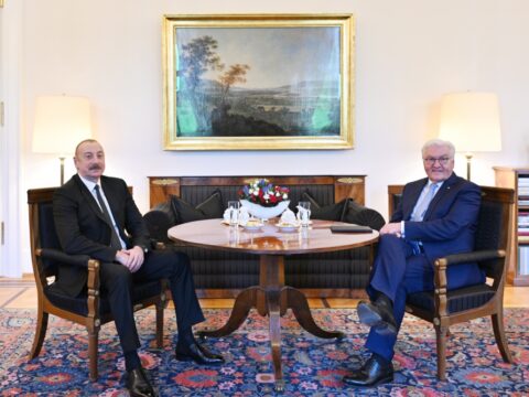 İlham Əliyev almaniyalı həmkarı ilə görüşdü