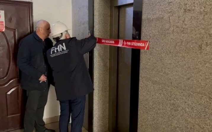 FHN binada liftin fəaliyyətini dayandırdı FHN binada liftin fəaliyyətini dayandırdı