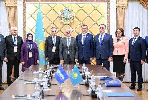 Qazaxıstan növbədənkənar seçimlər ərəfəsində 