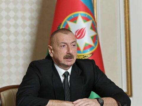Daxili işlərimizlə bağlı konfranslar təşkil edirlər