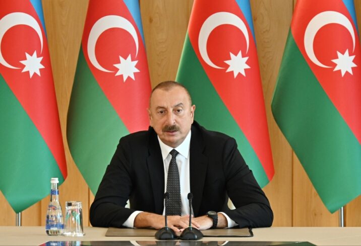 Doğma Qarabağda, Zəngəzurda əbədi yaşayacağıq Doğma Qarabağda, Zəngəzurda əbədi yaşayacağıq