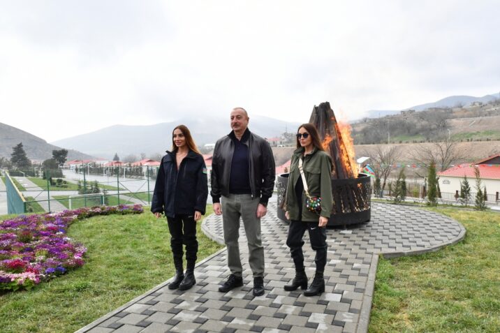 Prezident və ailəsinin Talış kəndinə səfərindən FOTOLAR