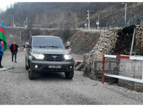 Xankəndi-Laçın yolunda sülhməramlıların avtomobili maneəsiz keçib