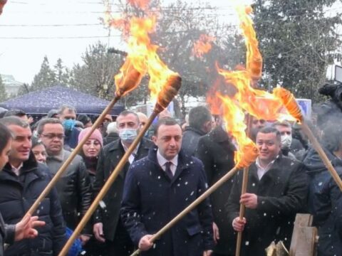 Qaribaşvili Gürcüstan azərbaycanlılarını TƏBRİK ETDİ