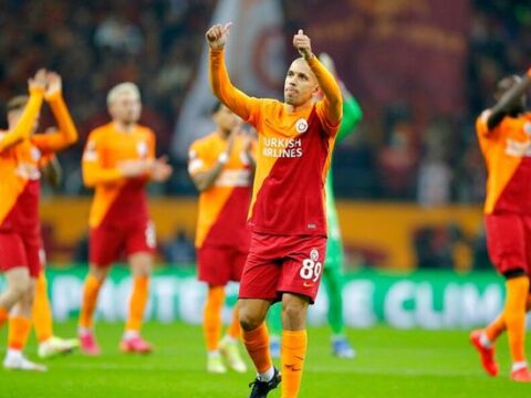 FIFA “Qalatasaray”a transfer qadağası qoydu