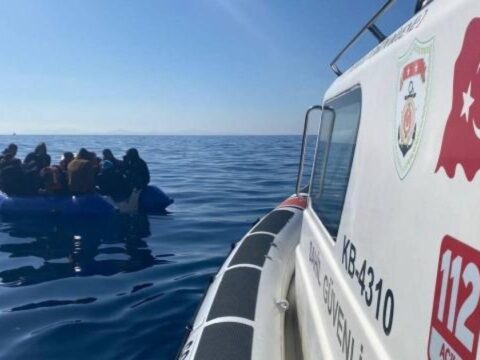 İzmir sahillərində 154 miqrant saxlanıldı