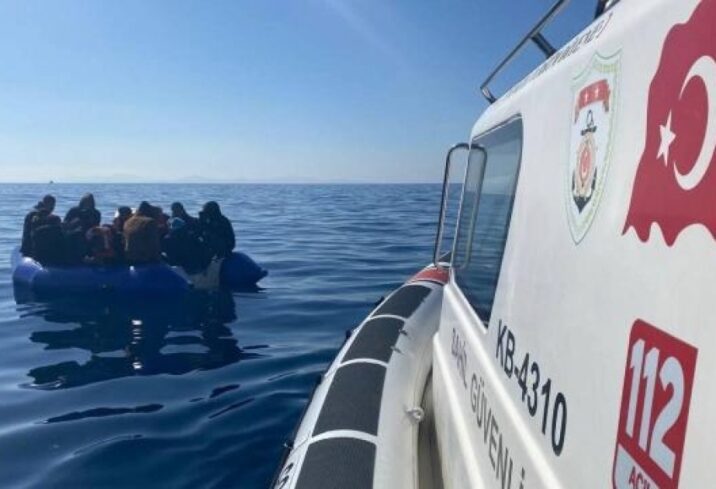 İzmir sahillərində 154 miqrant saxlanıldı İzmir sahillərində 154 miqrant saxlanıldı