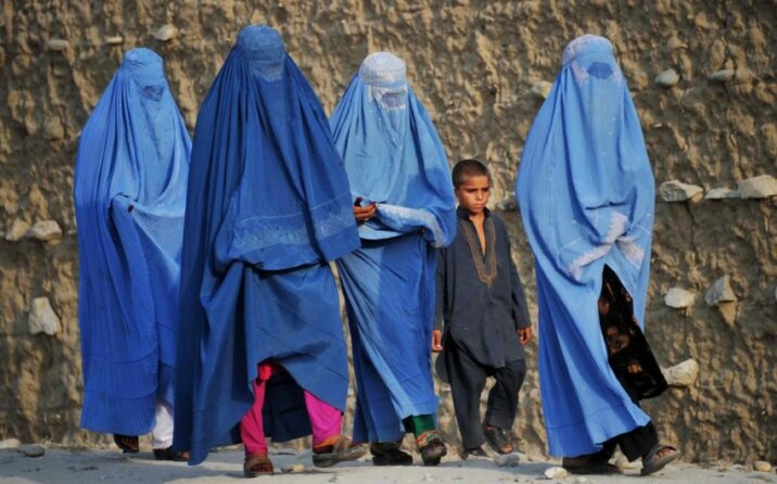 UNICEF rəhbəri “Talibanı” qızları dərhal məktəblərə qaytarmağa çağırıb UNICEF rəhbəri “Talibanı” qızları dərhal məktəblərə qaytarmağa çağırıb
