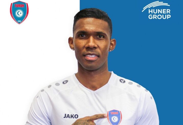 Panamalı futbolçu Azərbaycan klubu ilə müqavilə imzaladı Panamalı futbolçu Azərbaycan klubu ilə müqavilə imzaladı