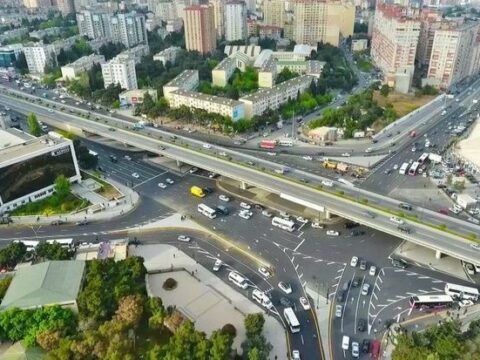 Bakının ən işlək prospektinin bir hissəsində hərəkət məhdudlaşdırılır