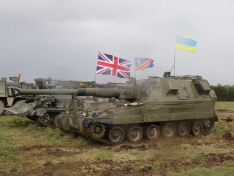 Ukrayna artilleriyaçılarının Britaniyadakı təlimləri başa çatdı