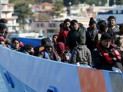 Tunis sahillərində miqrantları daşıyan qayıq qəzaya uğrayıb, azı 10 nəfər ölüb