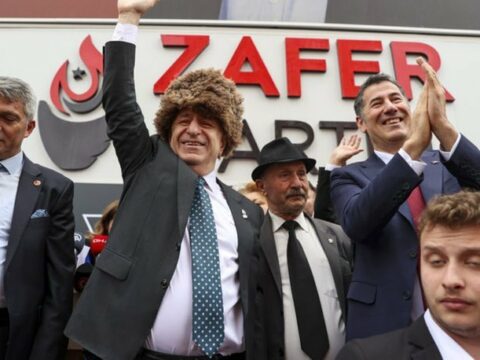 “ATA İttifaqı”nın namizədi 100 min imza topladı
