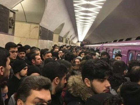 Tətildən sonra basabas… – Metroda nə baş verir? 