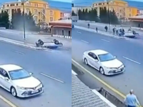 Şəkidə “Mercedes” sürücüsünün səhvi ağır qəzaya səbəb oldu