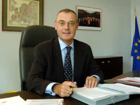 Aİ nümayəndəsi Rusiyanın qonşularına səfər edib