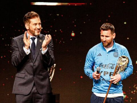 Messiyə heykəl ucaldıldı: Pele və Maradonanın heykəllərinin yanında qoyulacaq
