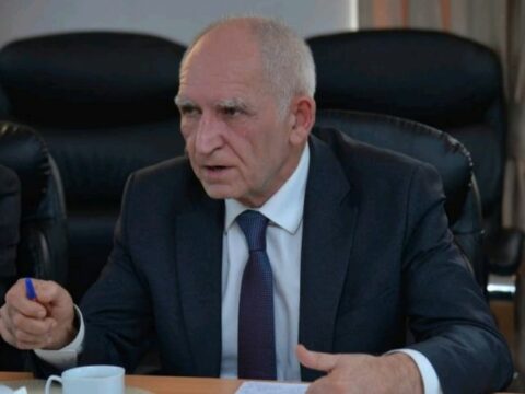 “Nəsli-nəcabəti olmayandan nəslin davamçısı ola bilməz”