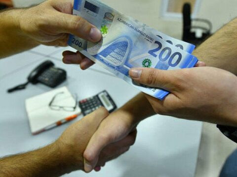 Torpaq çıxarışlarını rüşvət müqabilində verən vəzifəli şəxs HƏBS OLUNDU